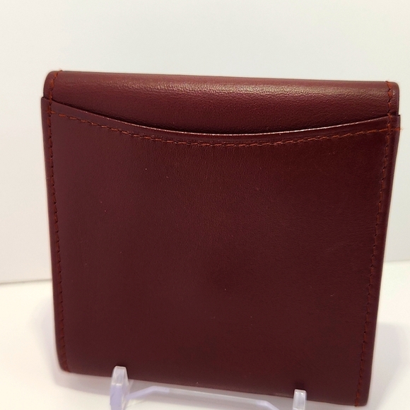 Cartier Burgundy Money Wallet with Gold Accents - Picture 2 of 13